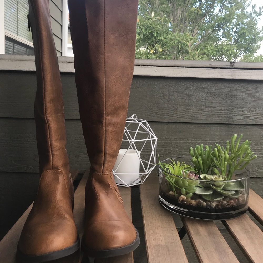 Brown boots